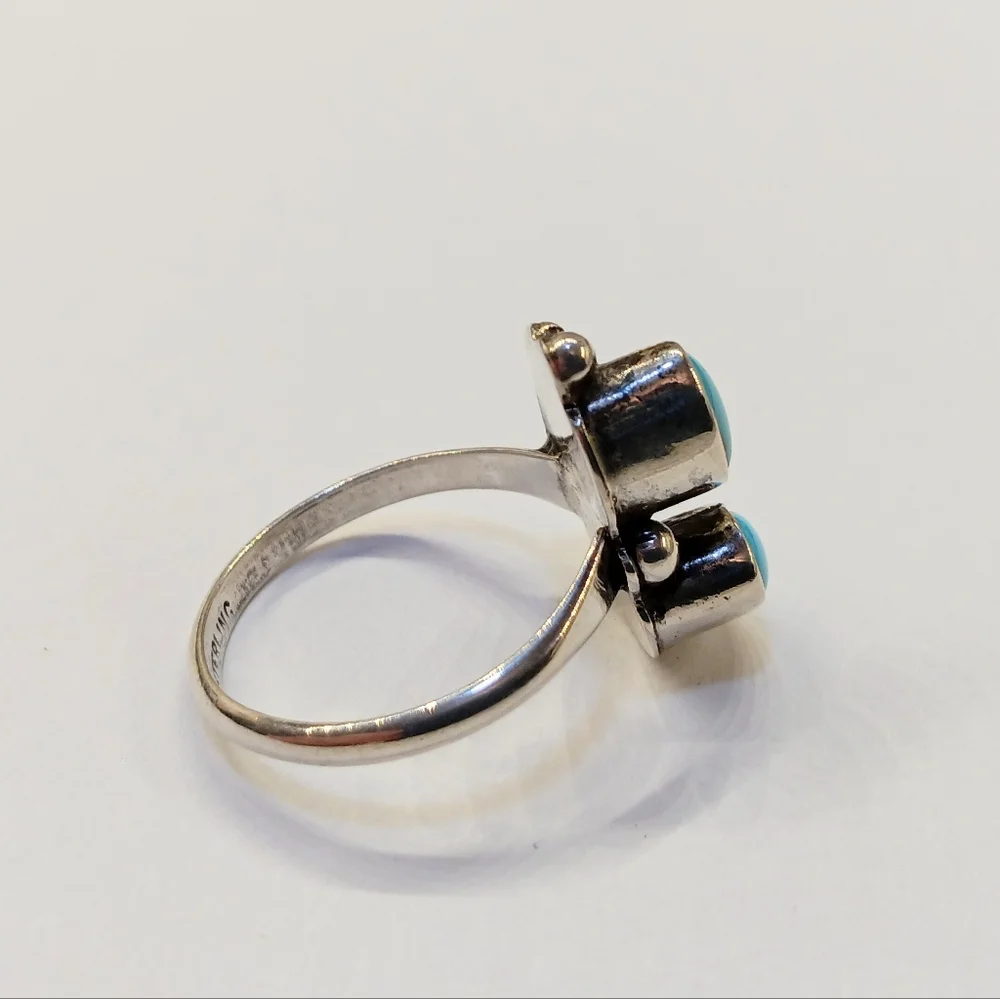 Sterling Genuine Turquoise Ring Size 5 1/2 - Picture 4 of 5